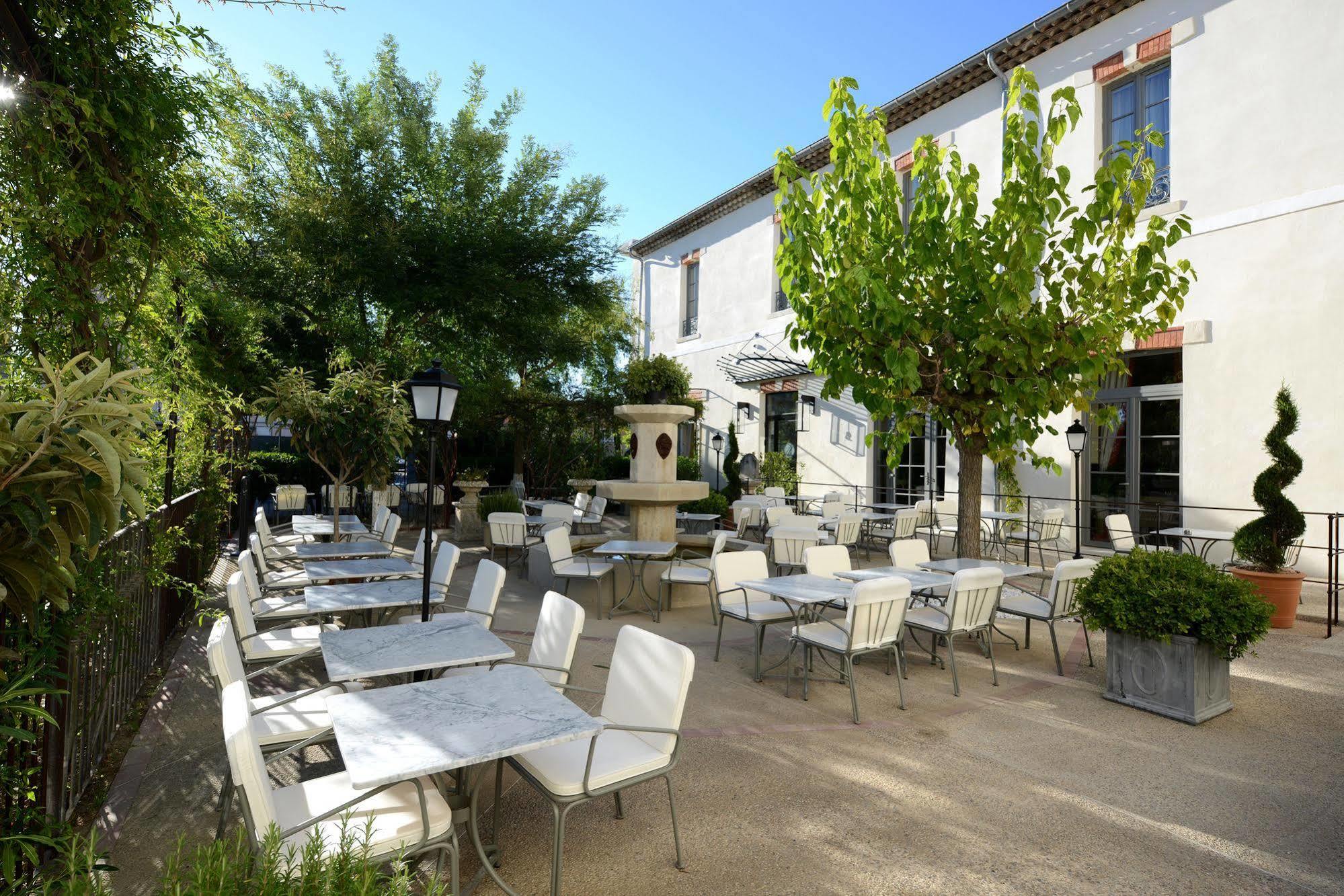 Grand Hotel Henri - Teritoria L'Isle-sur-la-Sorgue Exterior photo